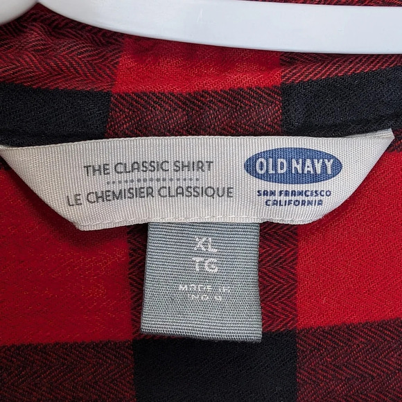 Old Navy The Classic Shirt Black & Red Plaid Button Down Lumber Woman XL - Picture 3 of 9